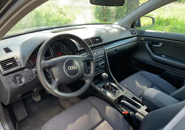 Audi A4 cena 11700 przebieg: 236000, rok produkcji 2001 z Jaworzno małe 106